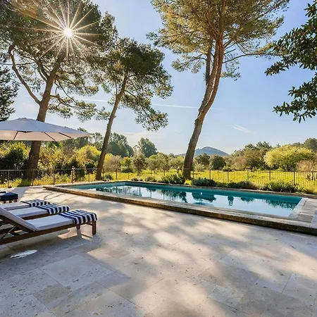 別荘 Refuge In Garrigue Facing The Alpilles *