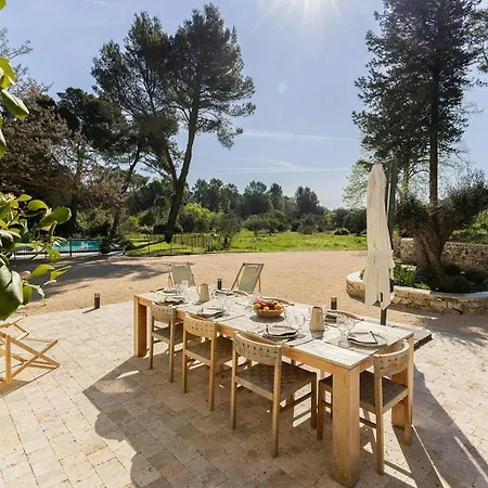 Tatil Evi Refuge In Garrigue Facing The Alpilles Aramon